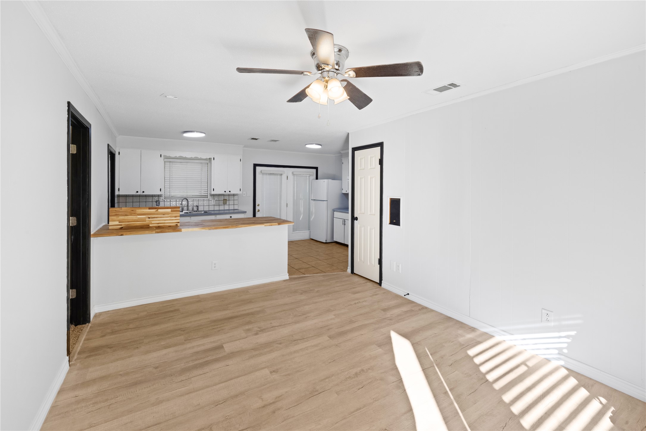 417 Carroll Avenue Wake Village TX 75501
