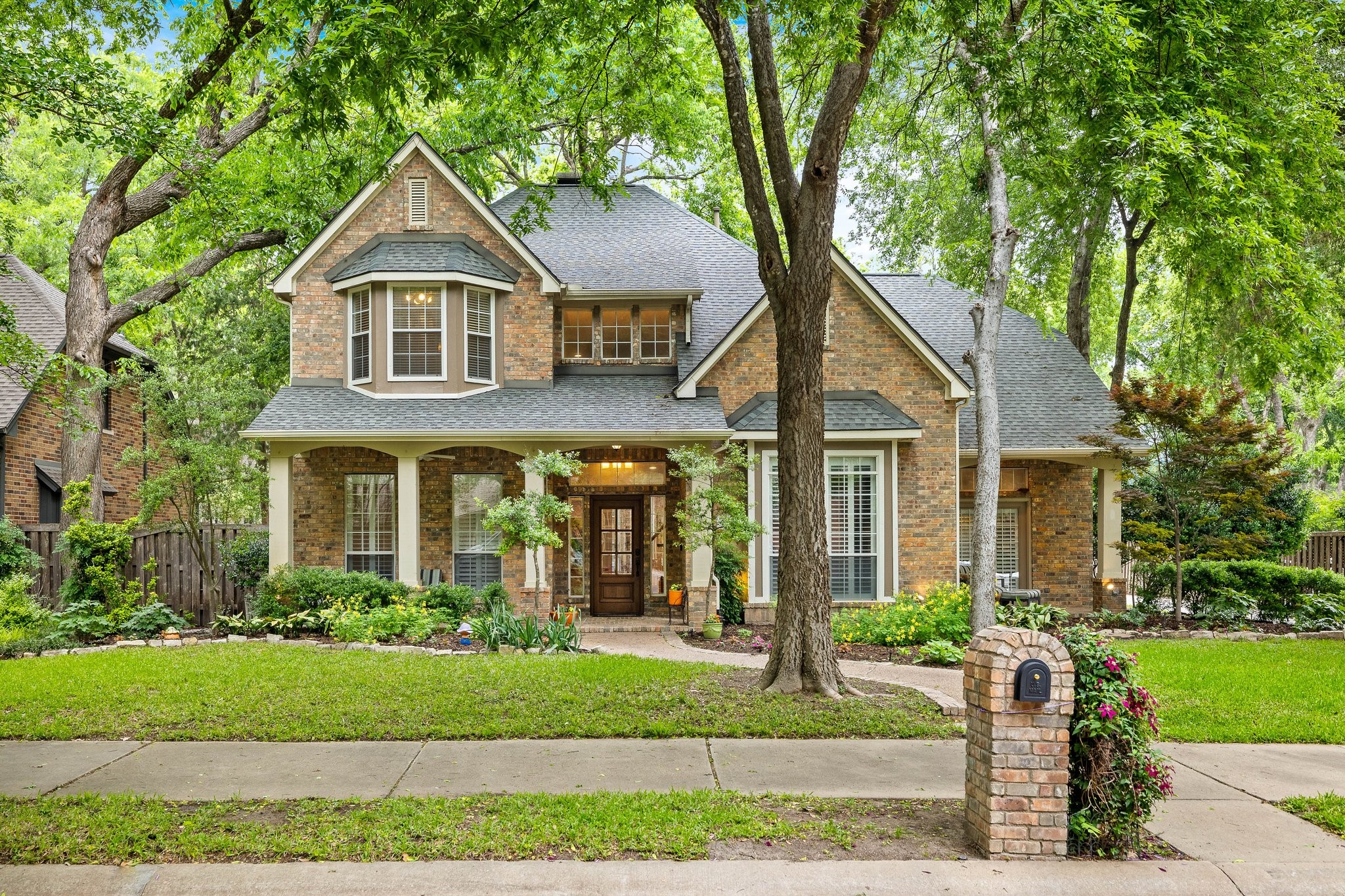 2706 Carriage Trail Mckinney TX 75072