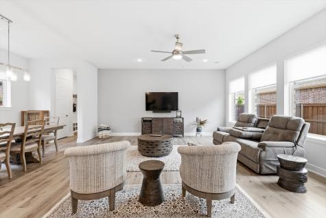 4817 Beaver Creek Drive Arlington TX 76005