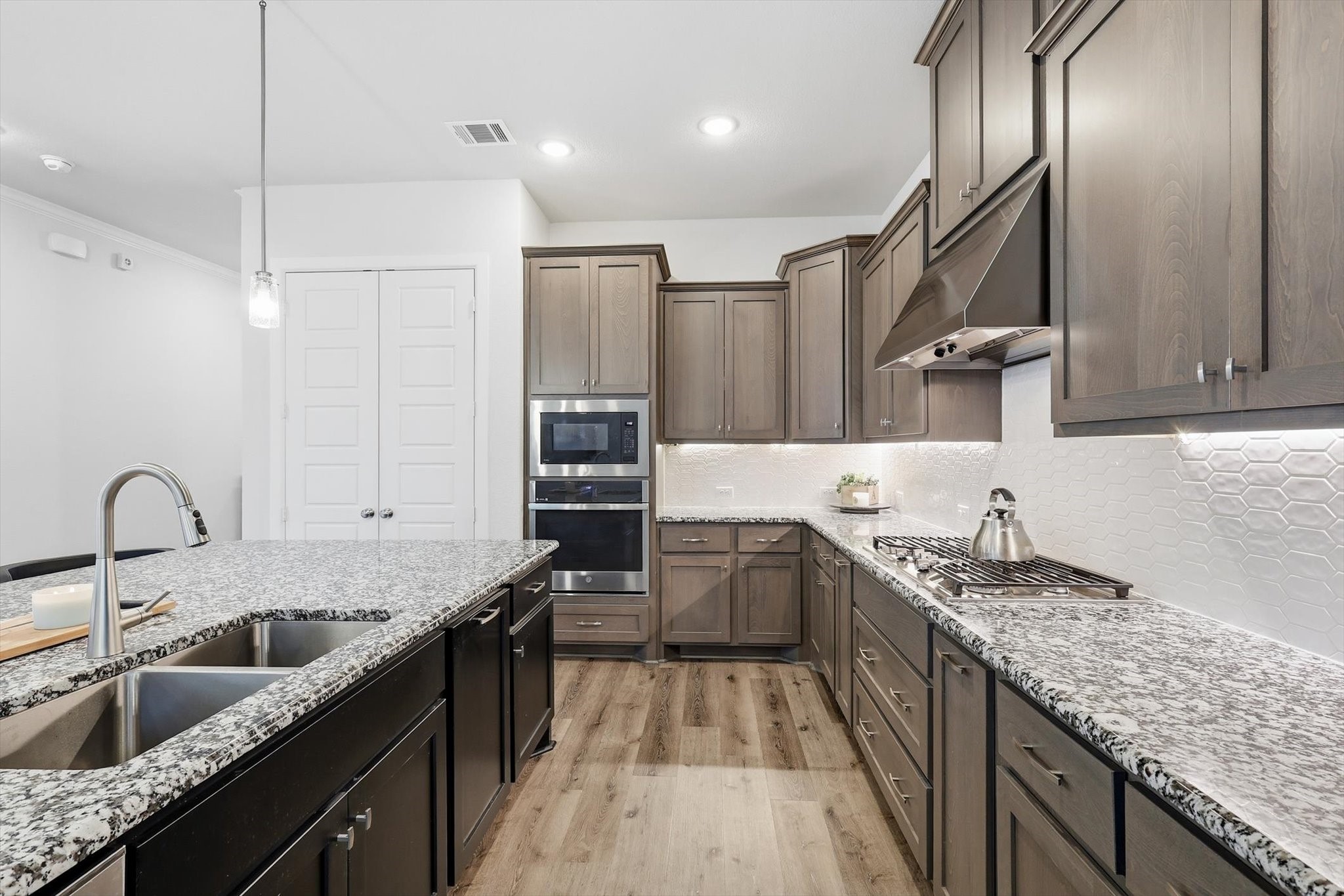 4817 Beaver Creek Drive Arlington TX 76005