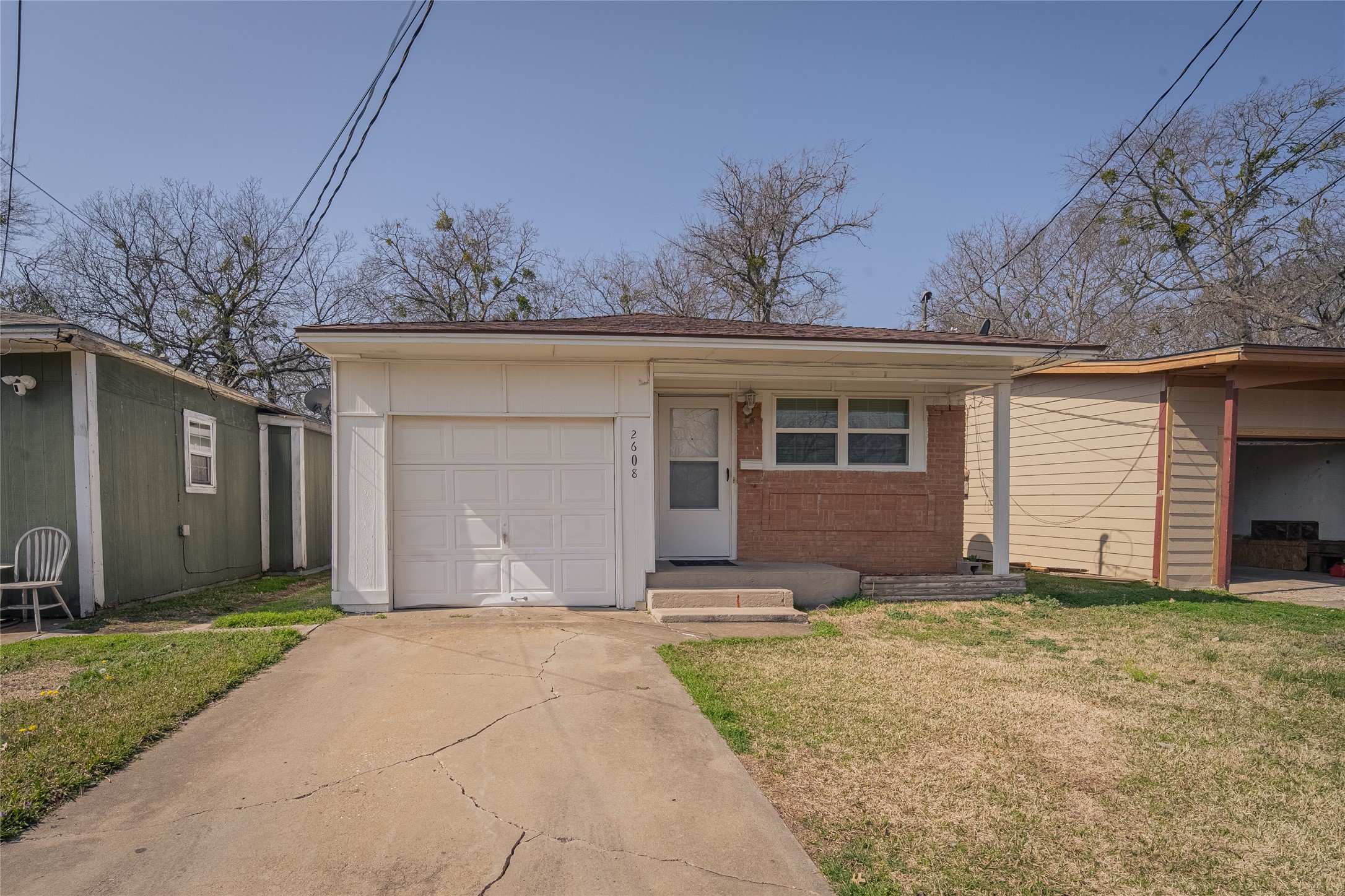 2608 N Hickory Street Sherman TX 75092