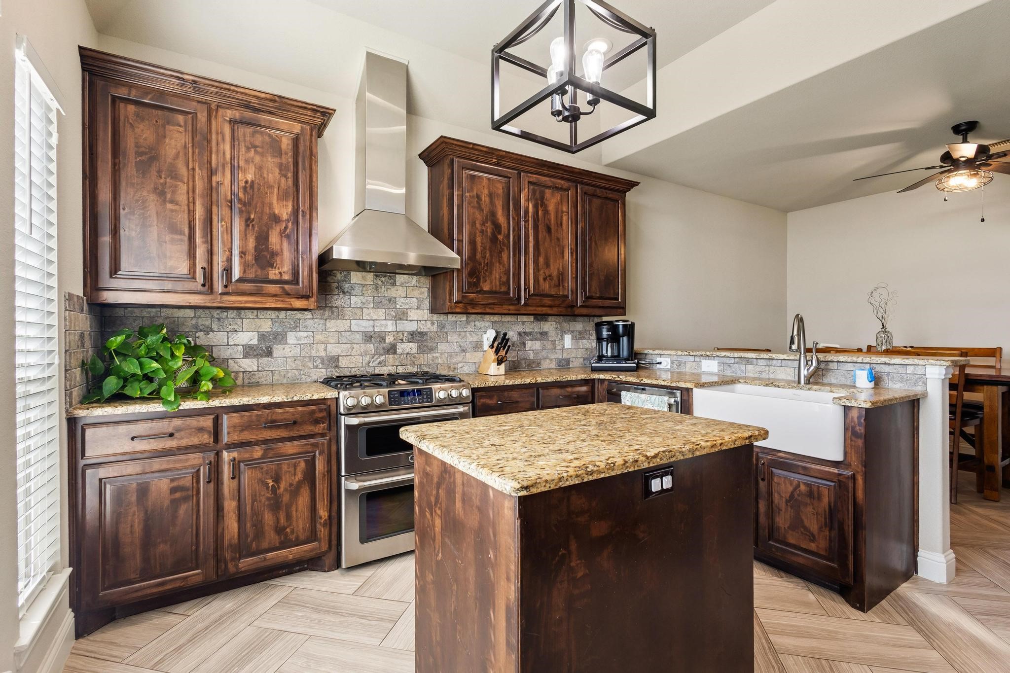 103 Knob Hill Road Whitewright TX 75491