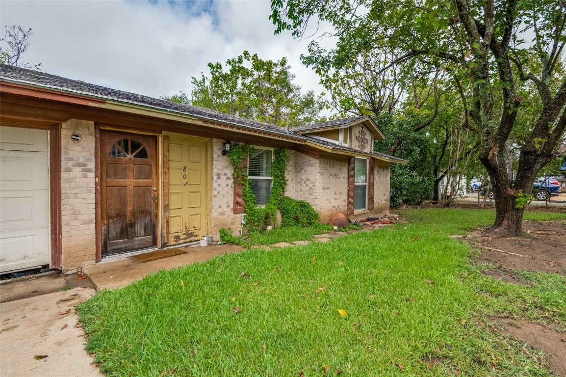 807 Crockett Street Midlothian TX 76065