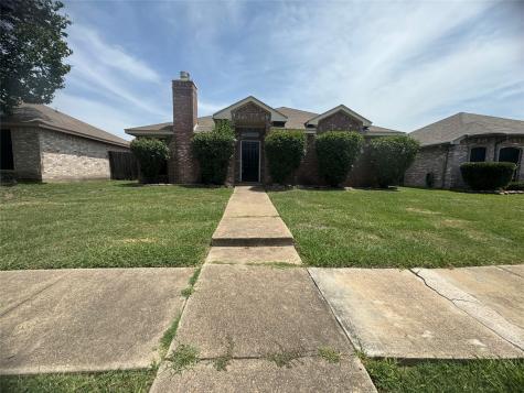 2608 Hidden Springs Drive Mesquite TX 75181