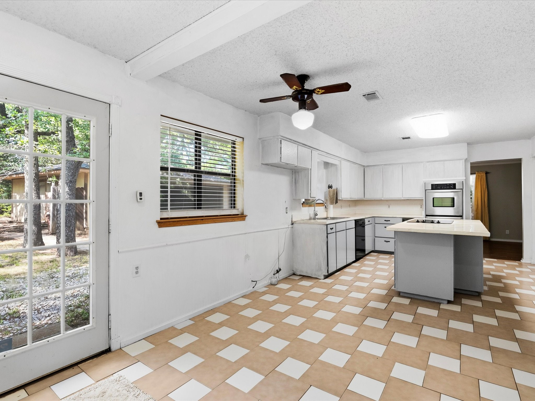 217 Colt Drive Gainesville TX 76240