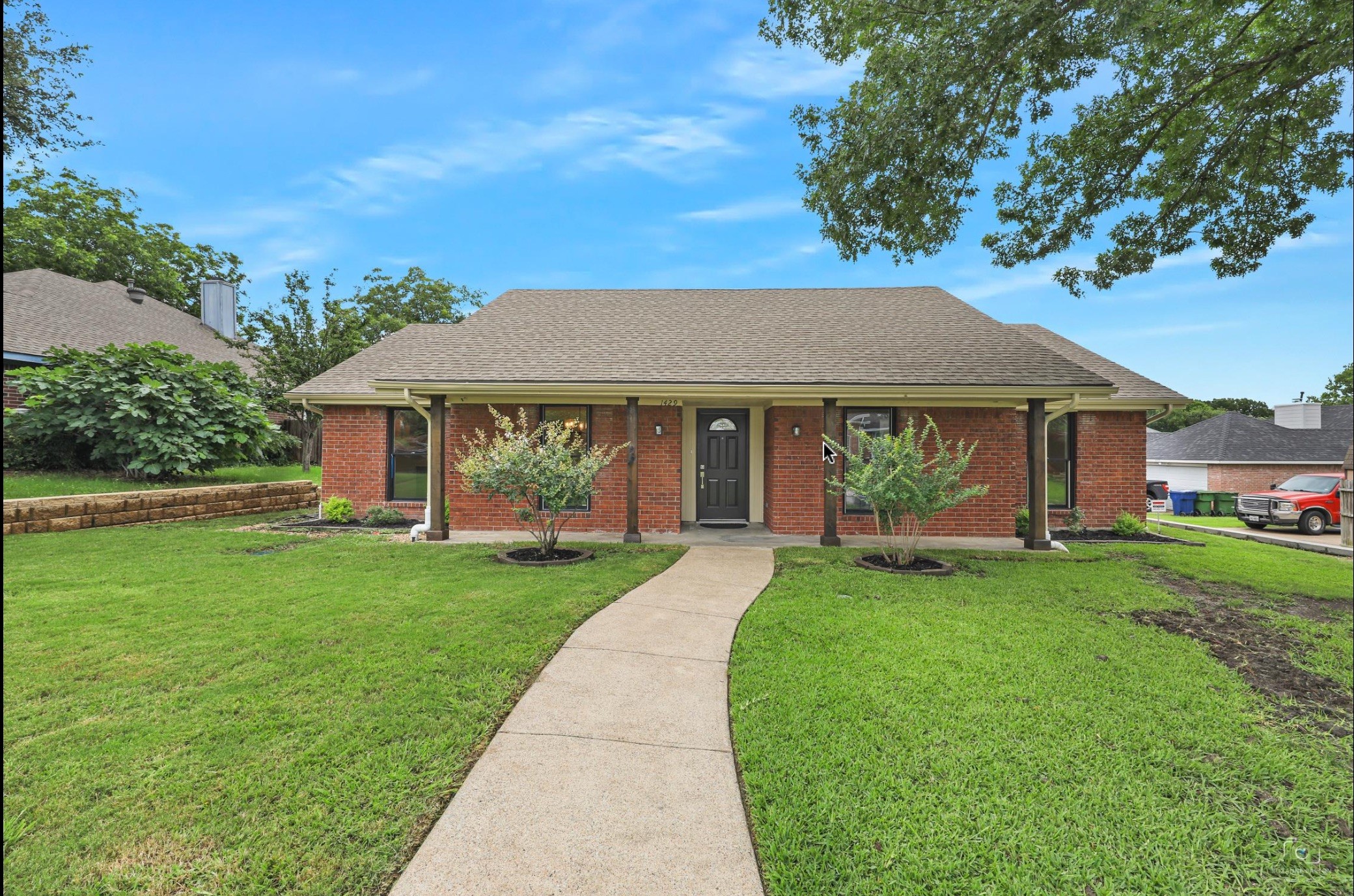 1429 Knob Hill Drive Garland TX 75043