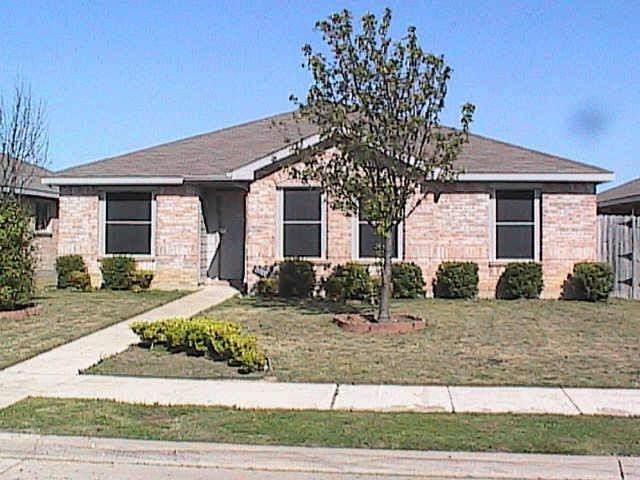 2922 Marquis Lane Lancaster TX 75134