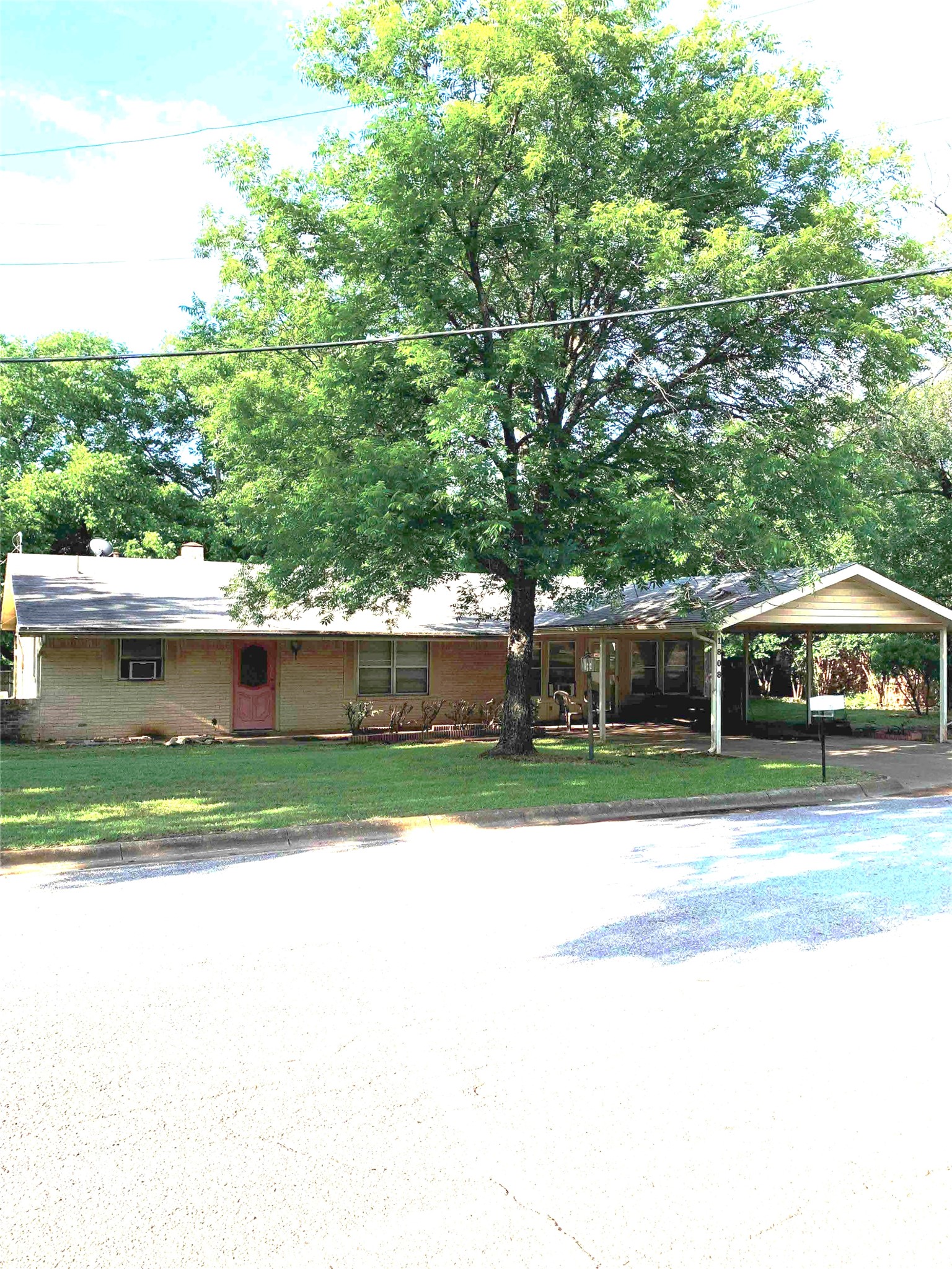 1808 Edgewood Drive Bridgeport TX 76426