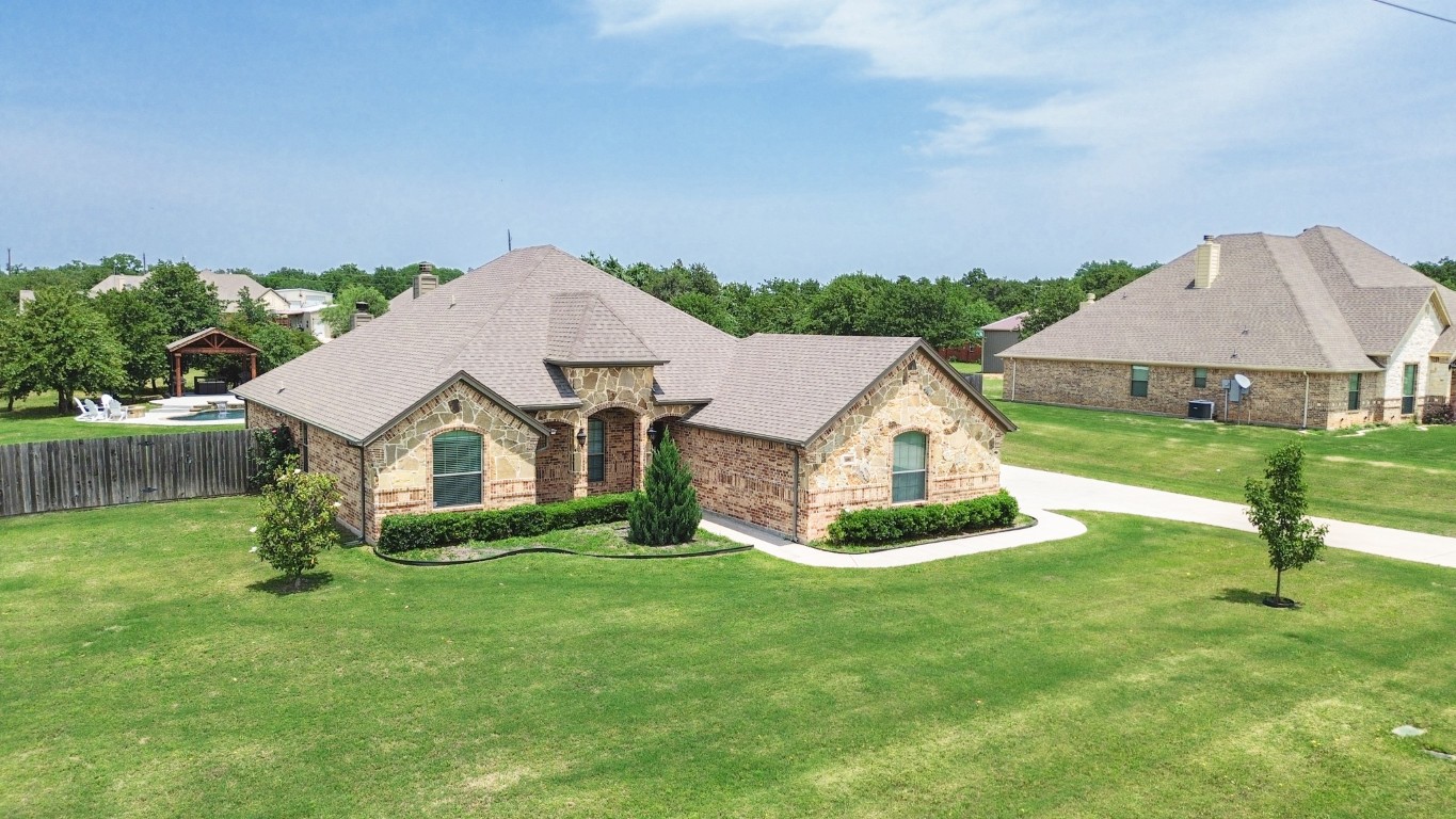 101 Mitch Court Boyd TX 76023