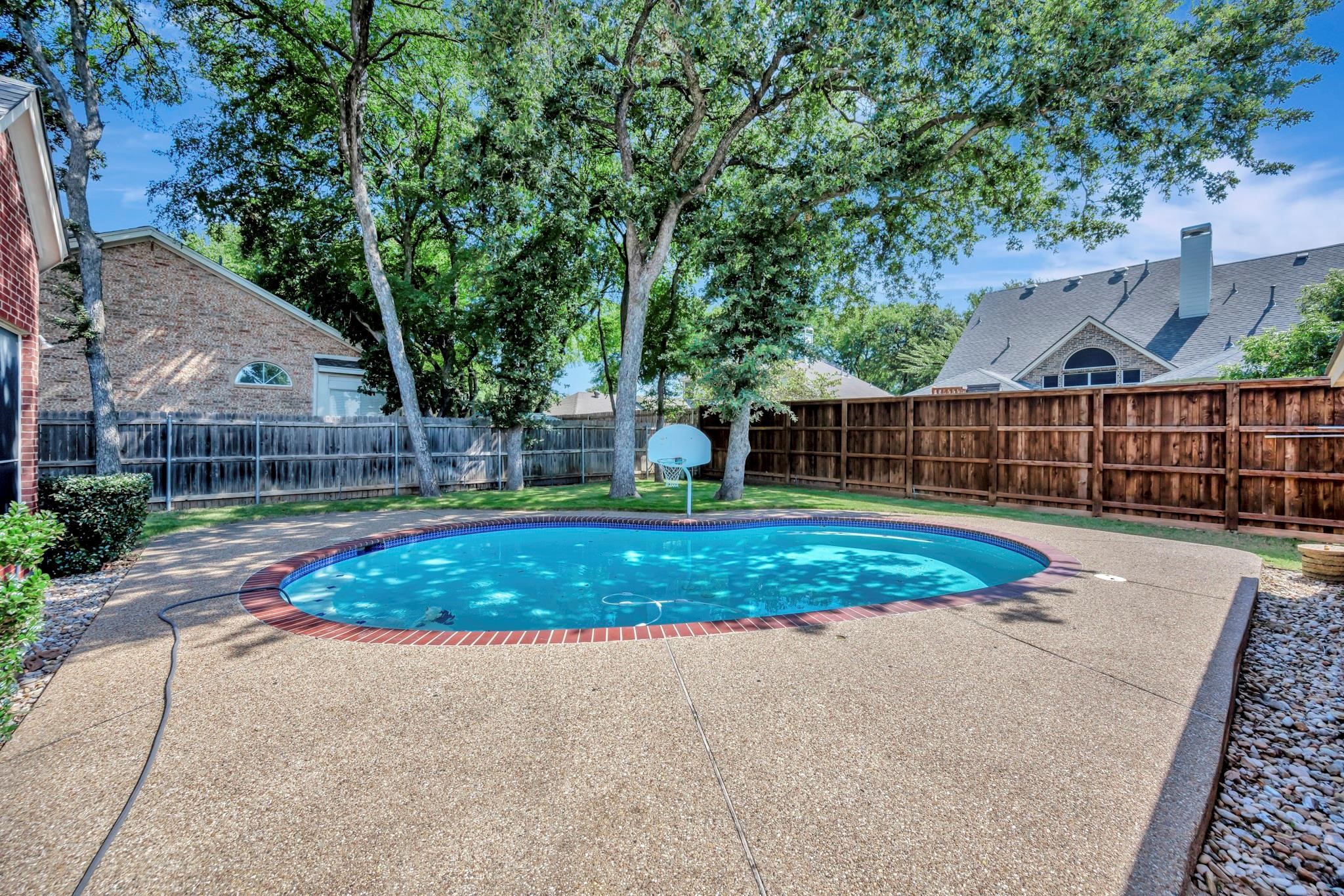 8444 Parkdale Drive North Richland Hills TX 76182
