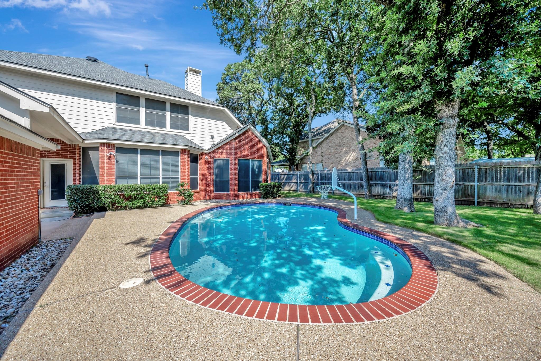8444 Parkdale Drive North Richland Hills TX 76182