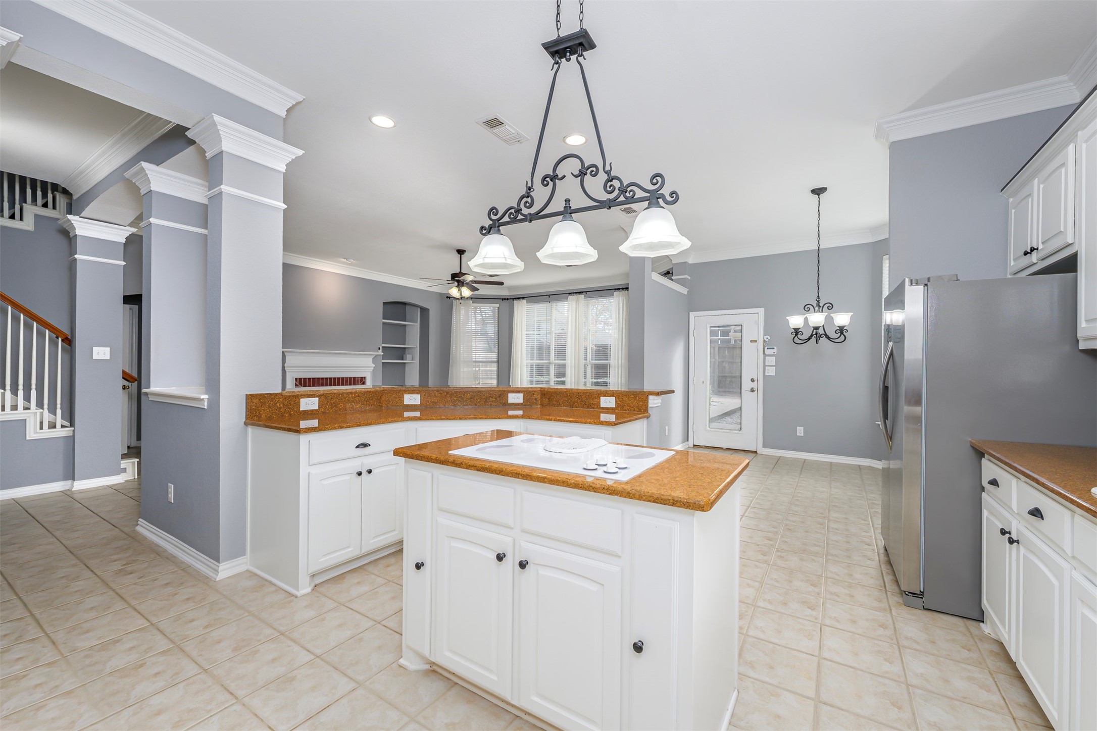 8444 Parkdale Drive North Richland Hills TX 76182