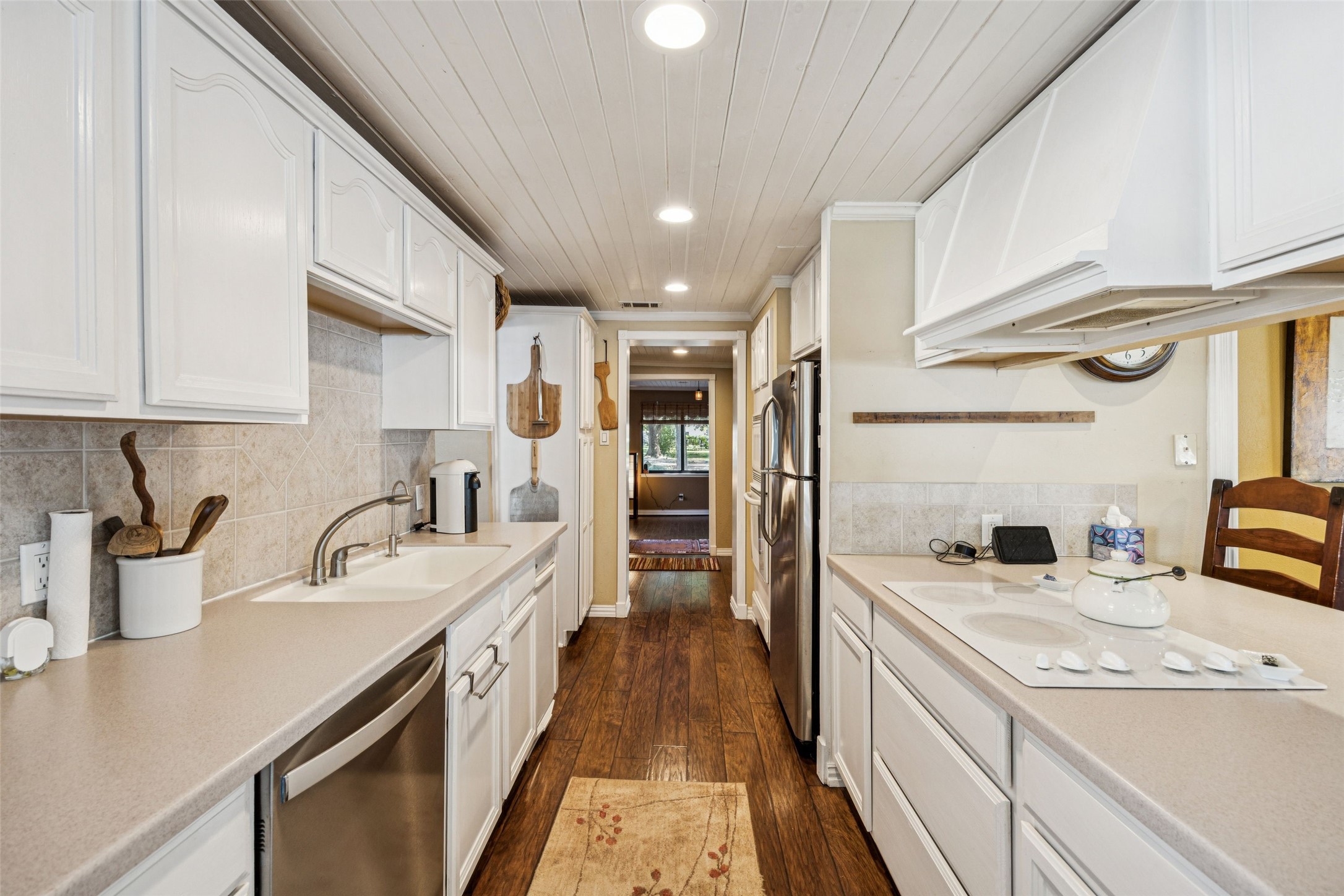 371 County Road 4874 Newark TX 76071