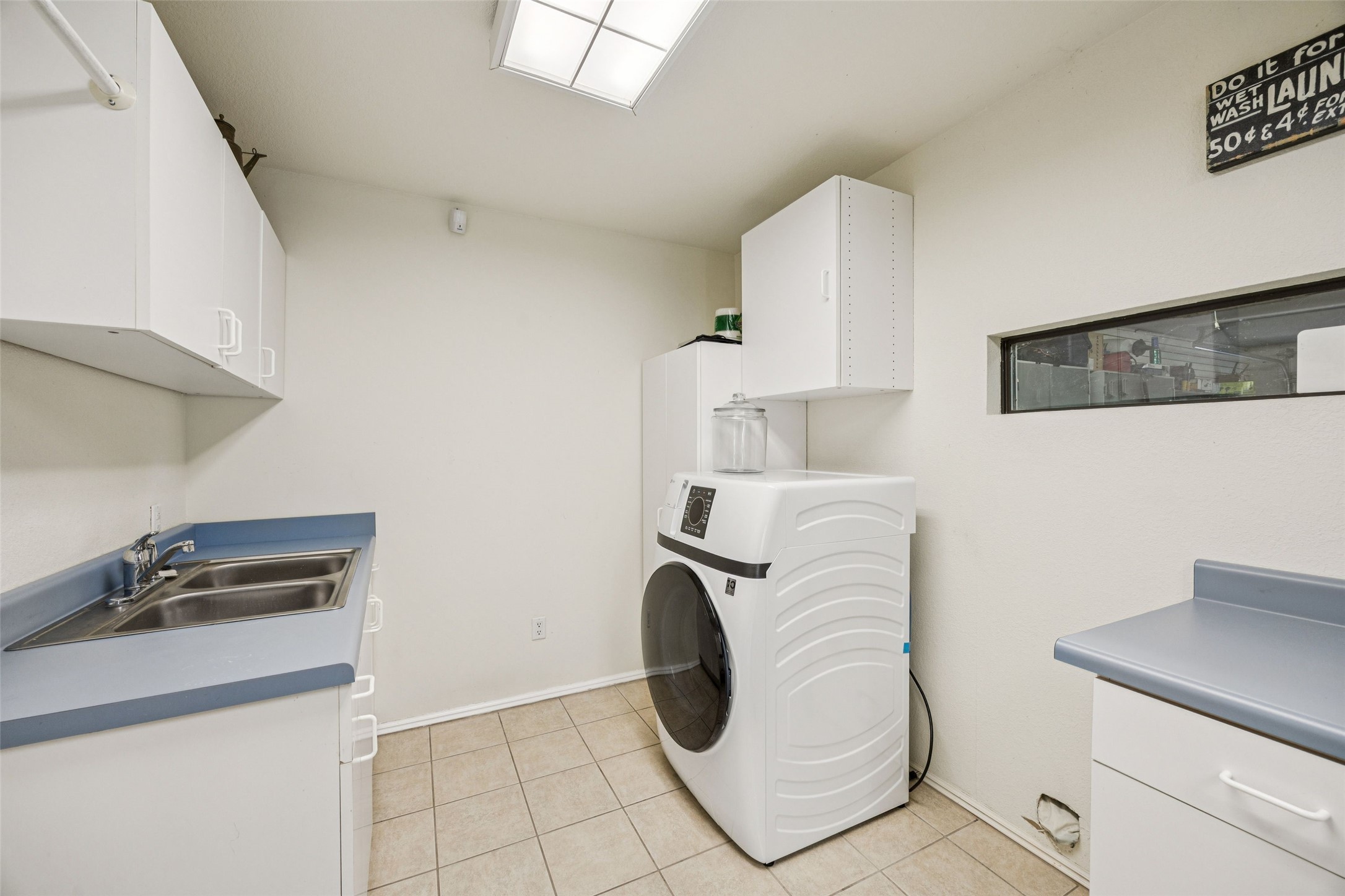 371 County Road 4874 Newark TX 76071
