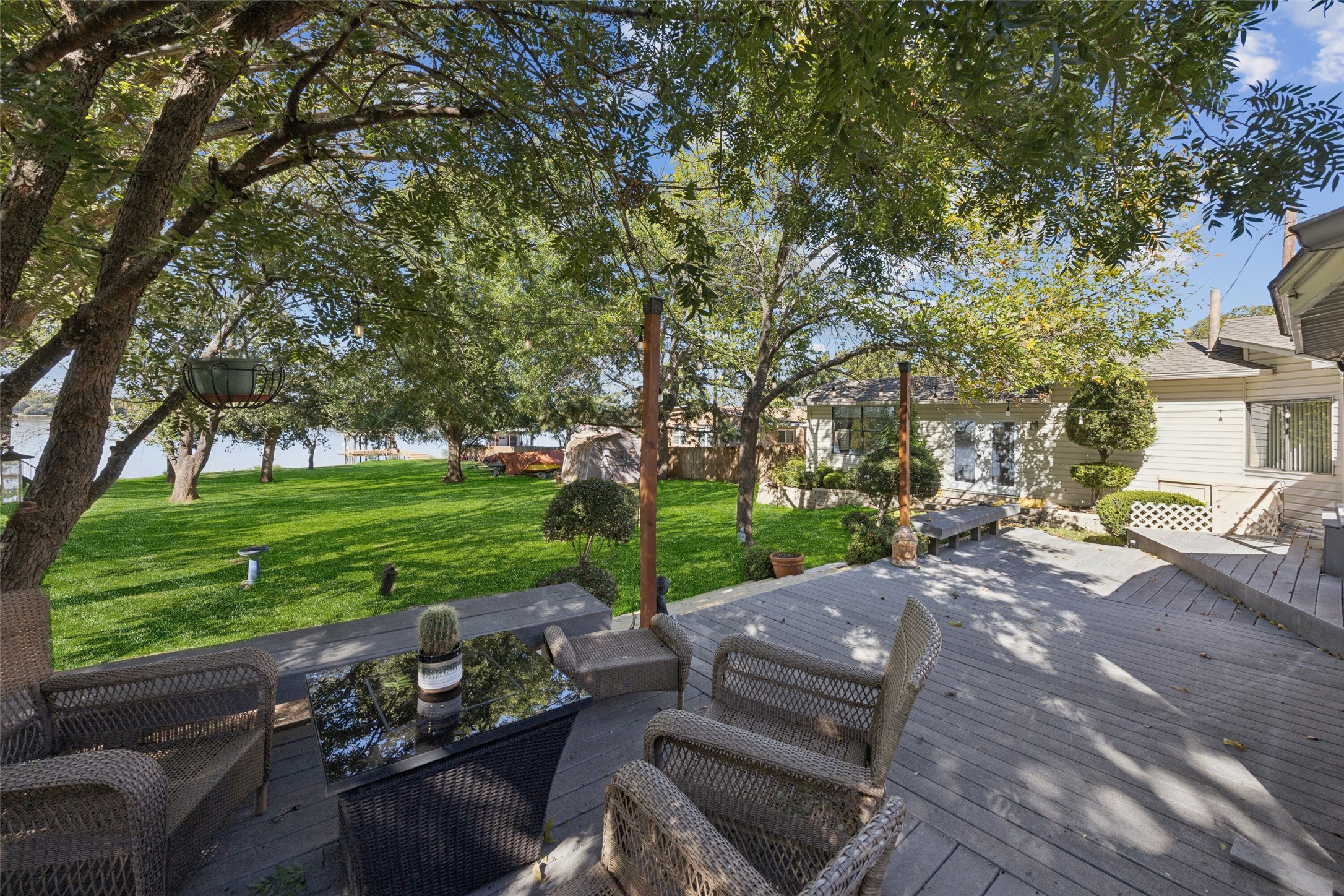 371 County Road 4874 Newark TX 76071