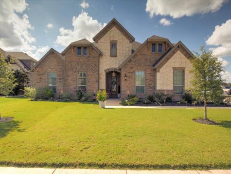 1928 Silver Falls Drive Burleson TX 76028