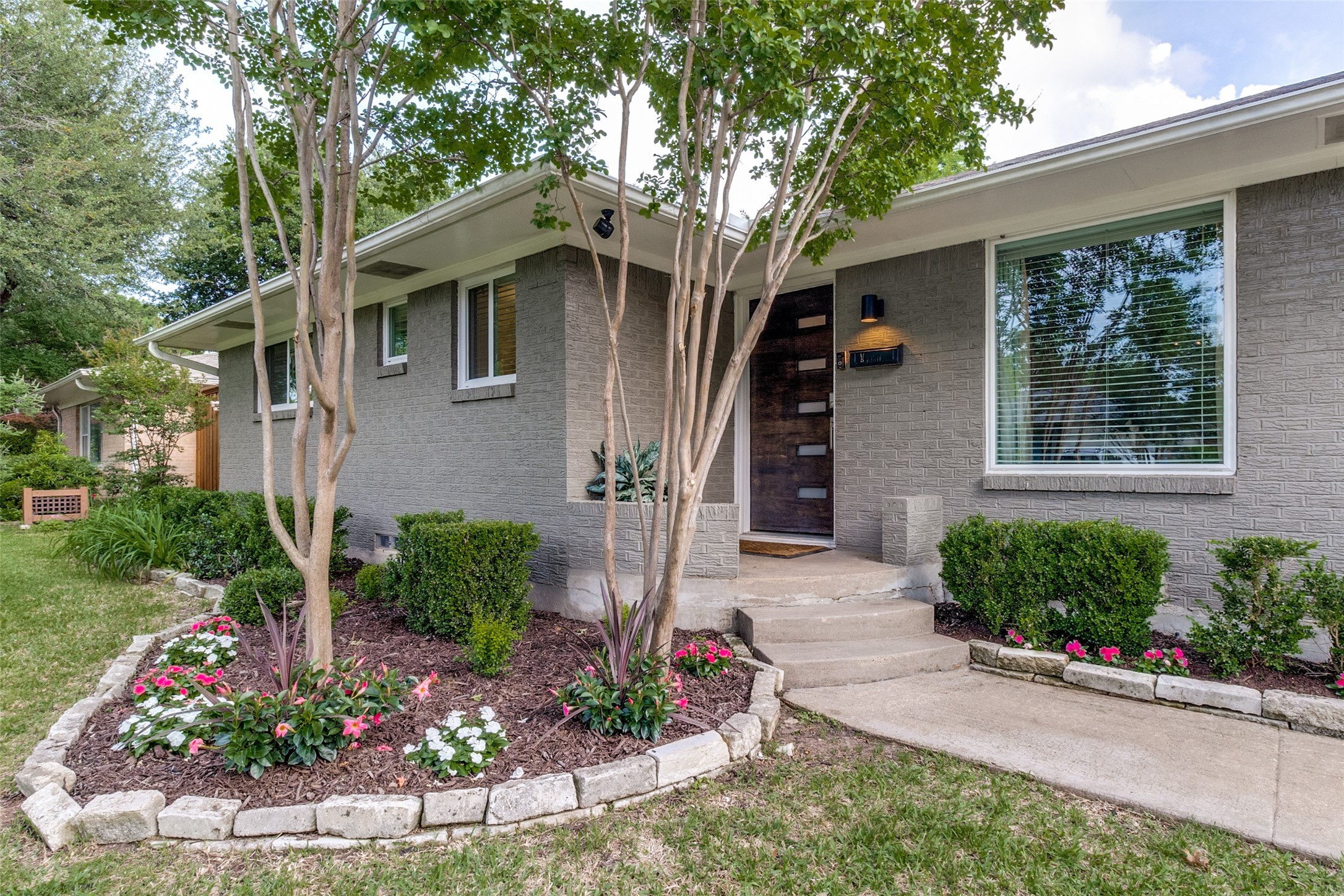 3158 Newcastle Drive Dallas TX 75220