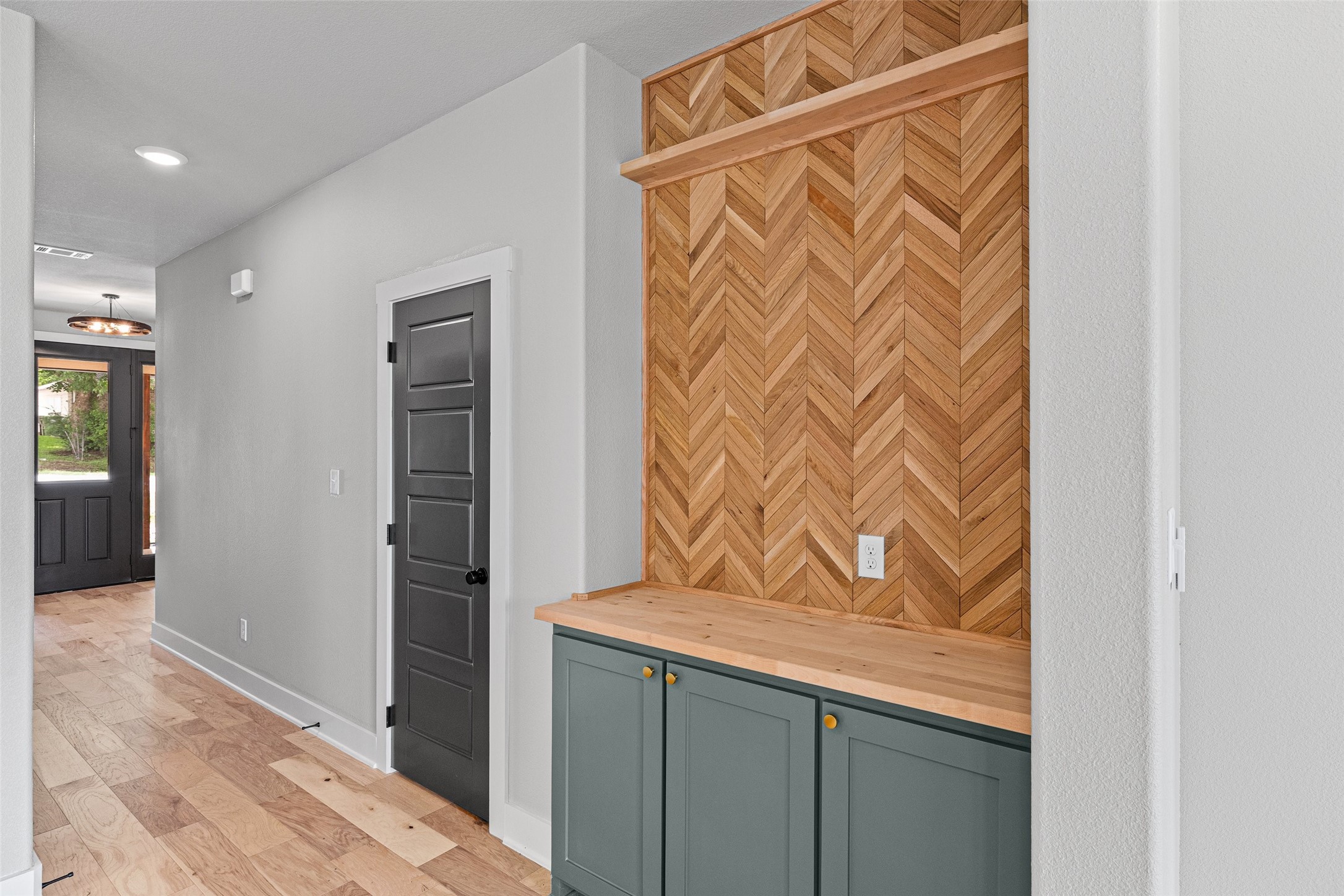 1012 Mustang Trail Granbury TX 76049