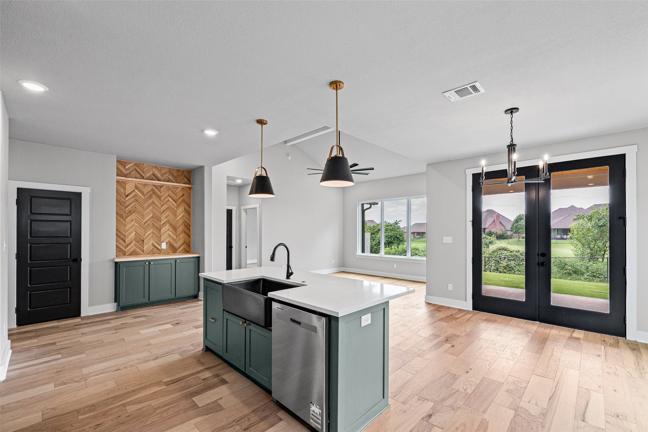 1012 Mustang Trail Granbury TX 76049