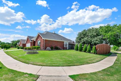 409 Jennifer Lane Arlington TX 76002