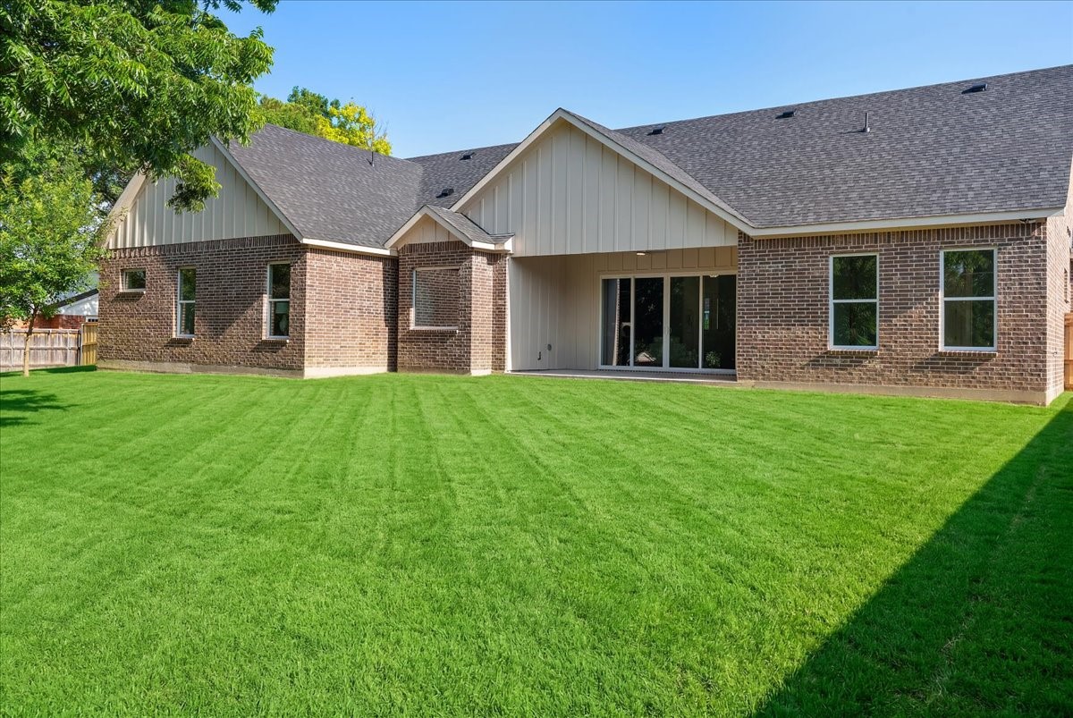 603 Bardfield Avenue Garland TX 75041