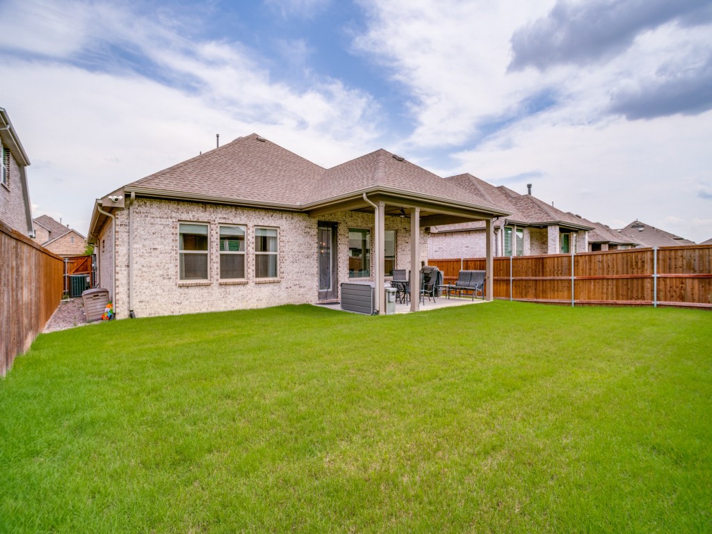 1321 Windflower Drive Aubrey TX 76227