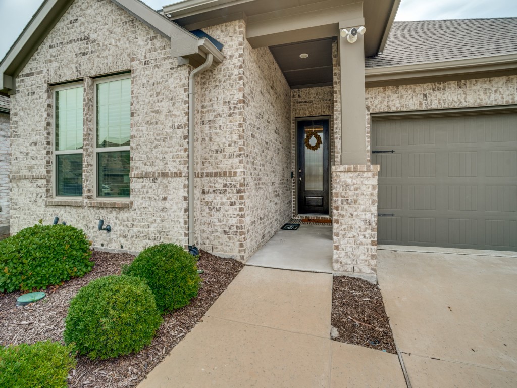 1321 Windflower Drive Aubrey TX 76227