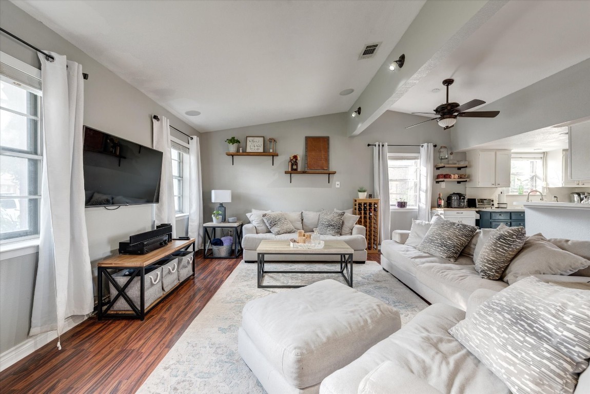 2617 Laramie Street Irving TX 75062