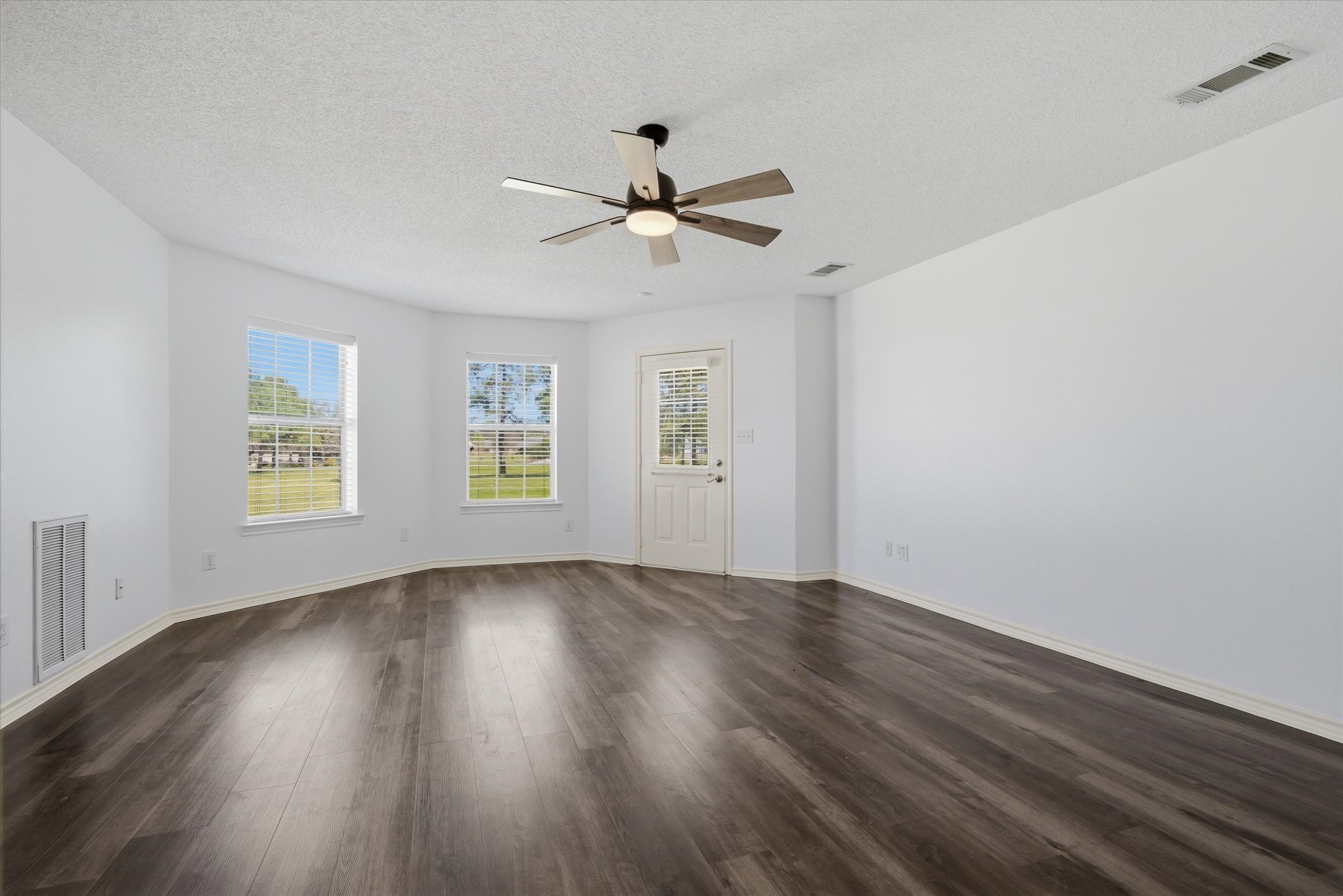 2146 Vz County Road 2205 Canton TX 75103