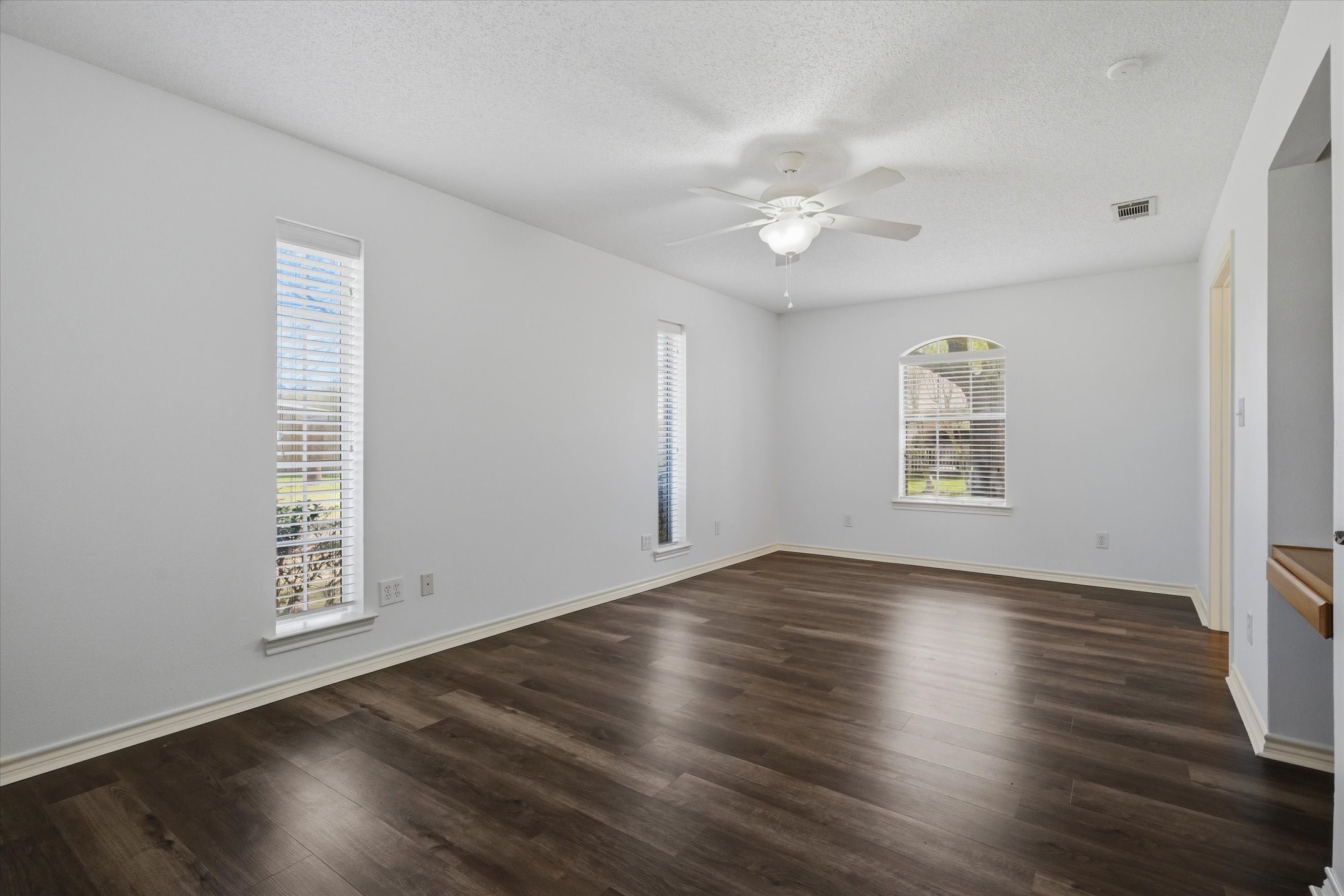 2146 Vz County Road 2205 Canton TX 75103