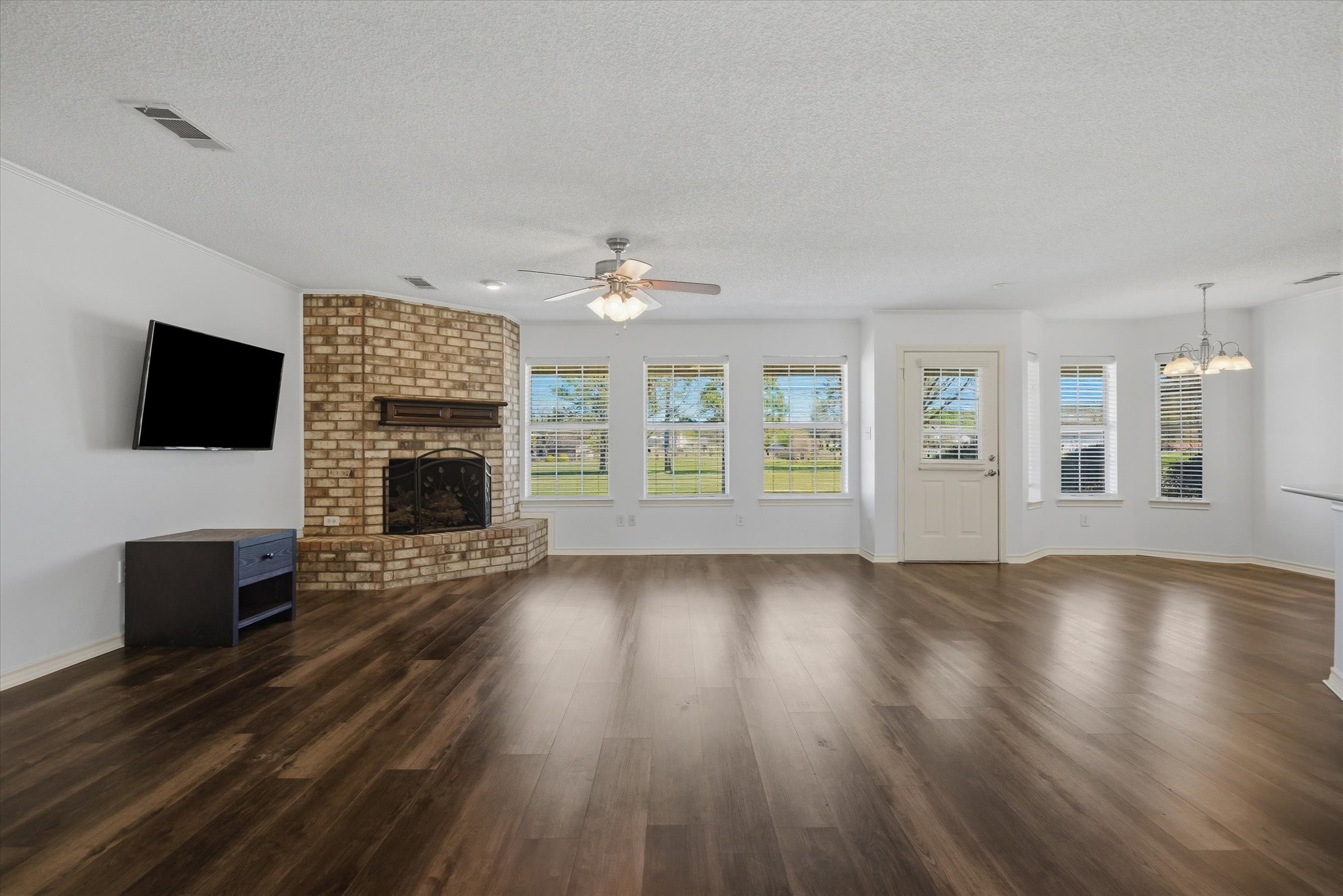 2146 Vz County Road 2205 Canton TX 75103