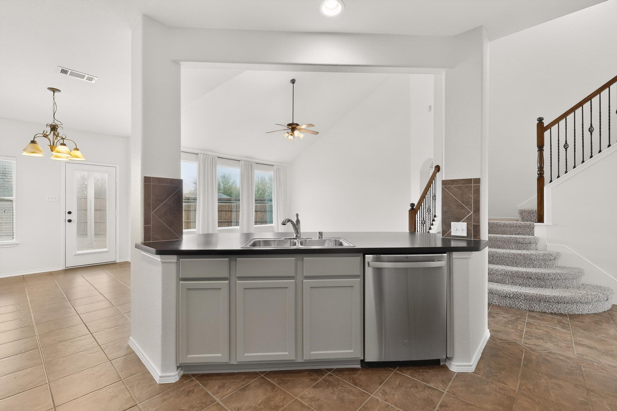 105 Canyon Court Waxahachie TX 75167