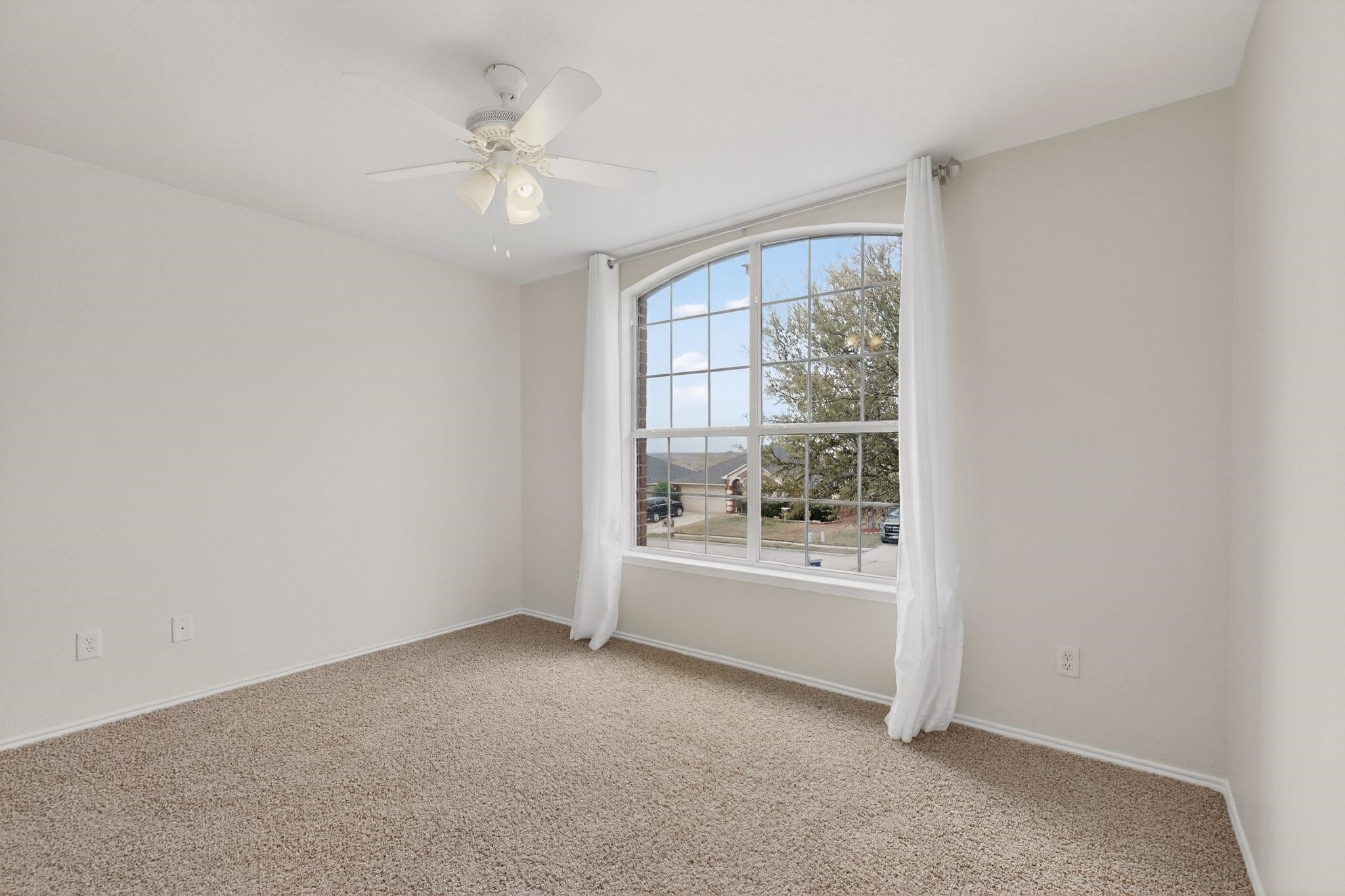 105 Canyon Court Waxahachie TX 75167