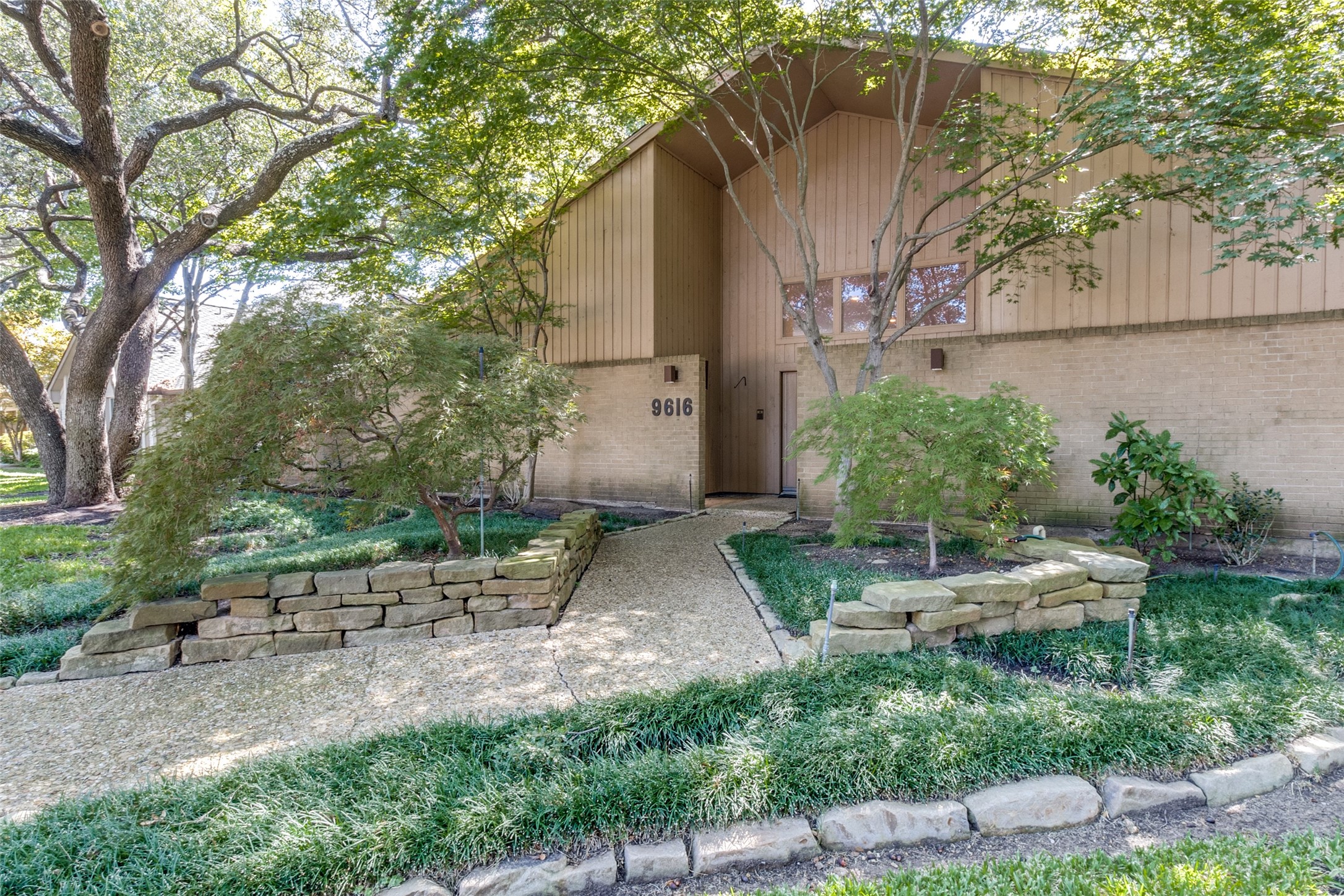 9616 Greensprint Drive Dallas TX 75238