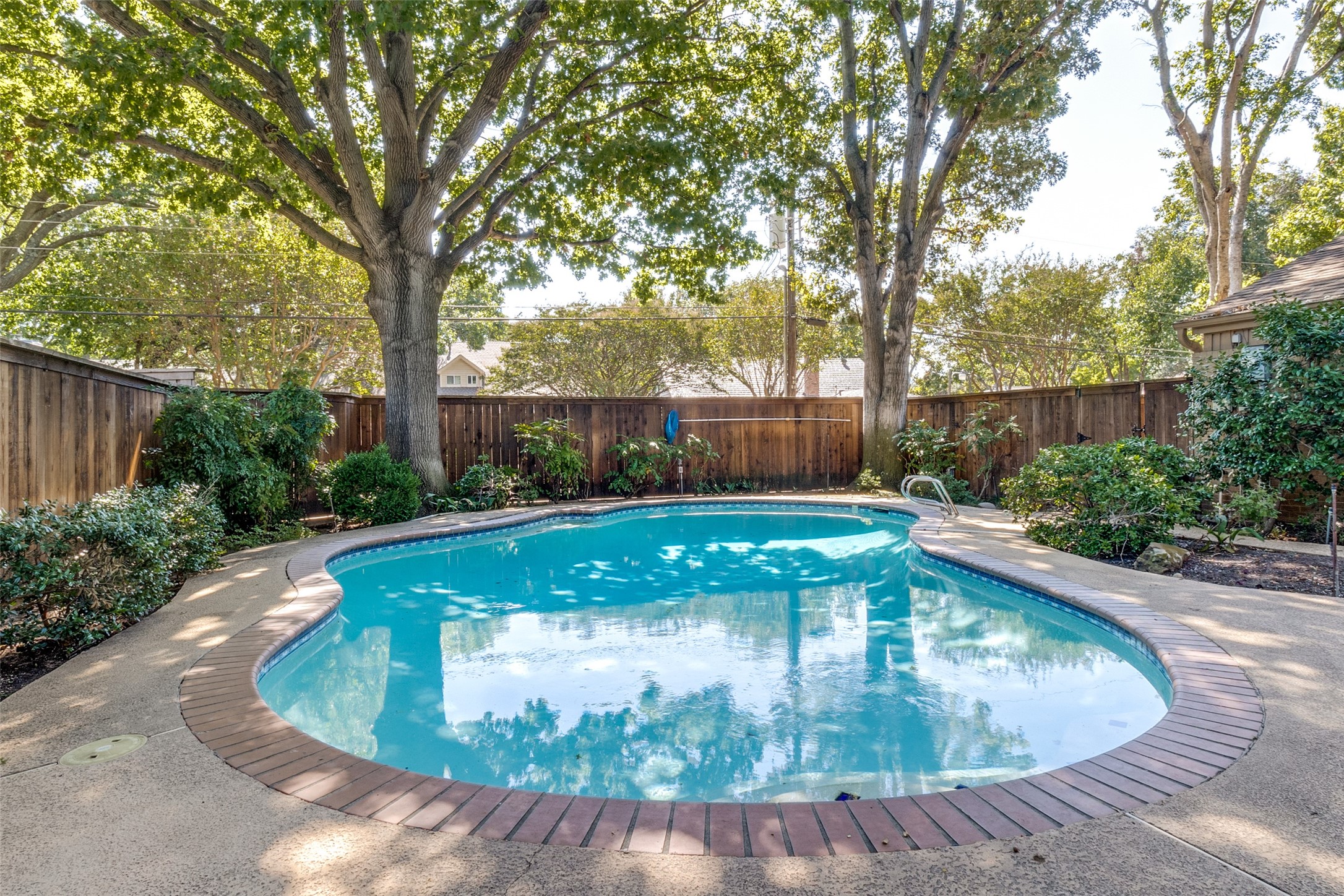 9616 Greensprint Drive Dallas TX 75238