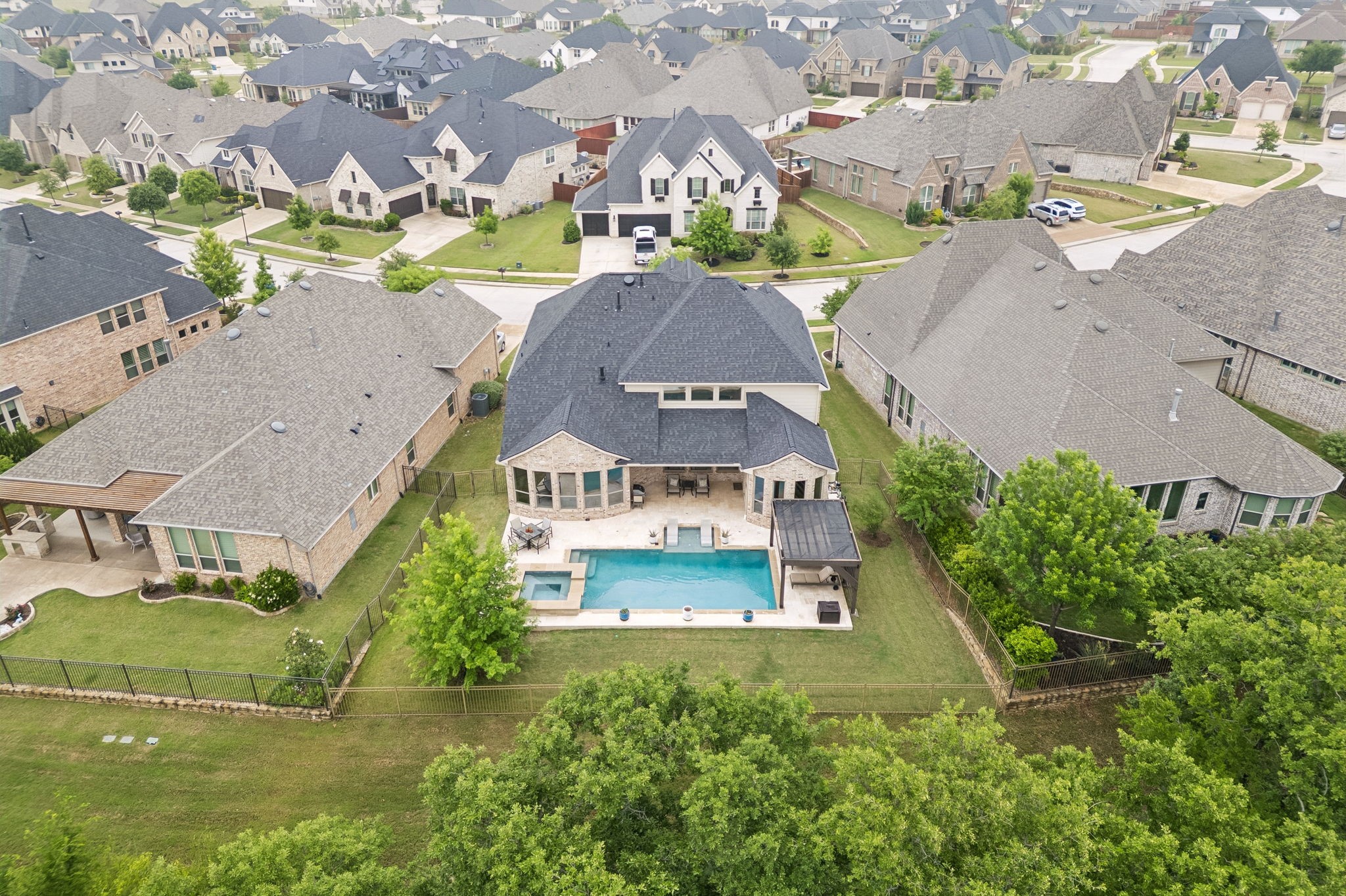 9121 Pecan Woods Trail Lantana TX 76226
