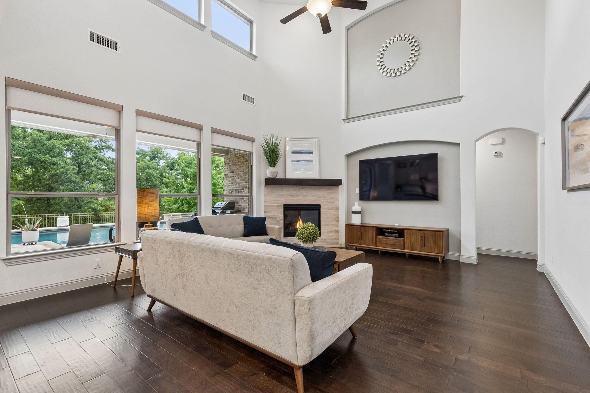 9121 Pecan Woods Trail Lantana TX 76226