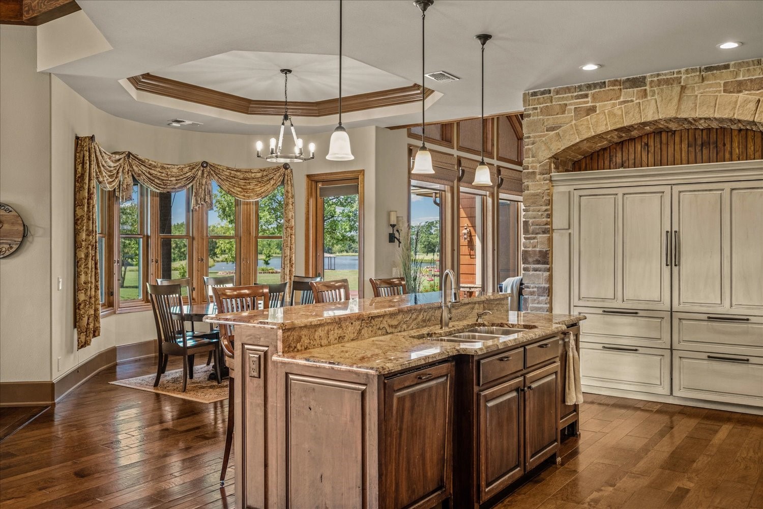695 County Road 36120 Road Honey Grove TX 75446