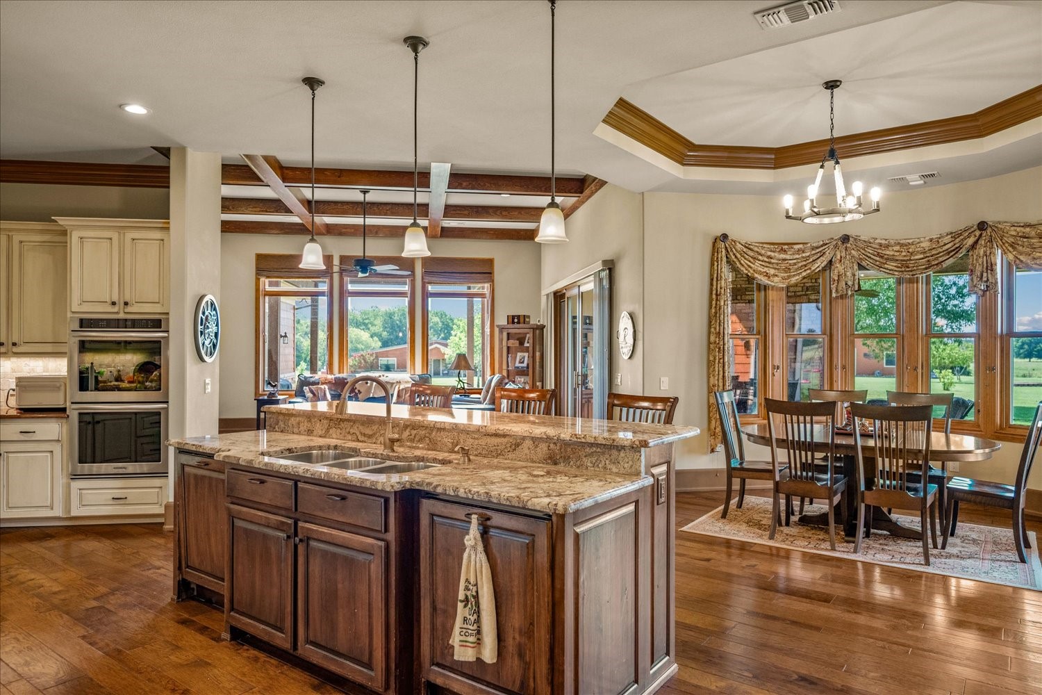 695 County Road 36120 Road Honey Grove TX 75446