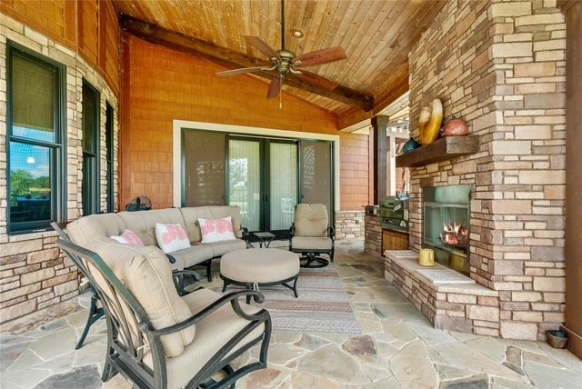 695 County Road 36120 Road Honey Grove TX 75446