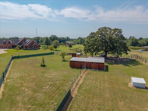 695 County Road 36120 Road Honey Grove TX 75446