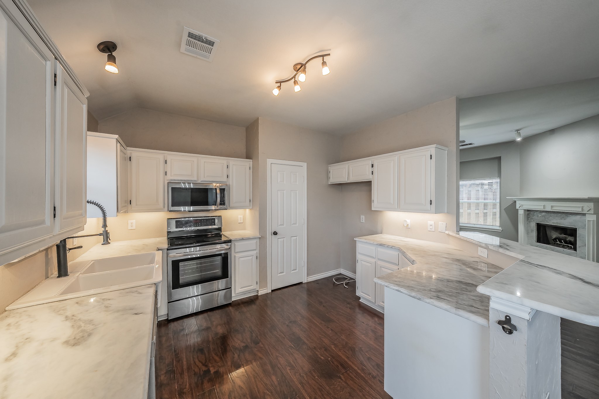 2225 Arbor Creek Drive Carrollton TX 75010