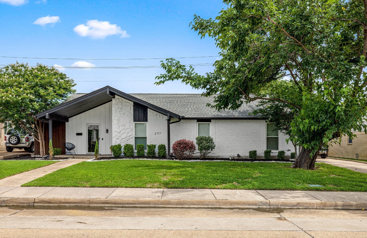 2117 Northmoor Drive Carrollton TX 75006