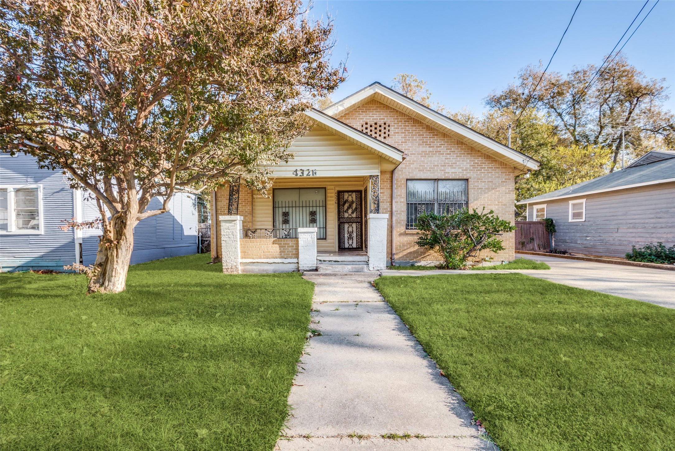 4326 Crozier Street Dallas TX 75215