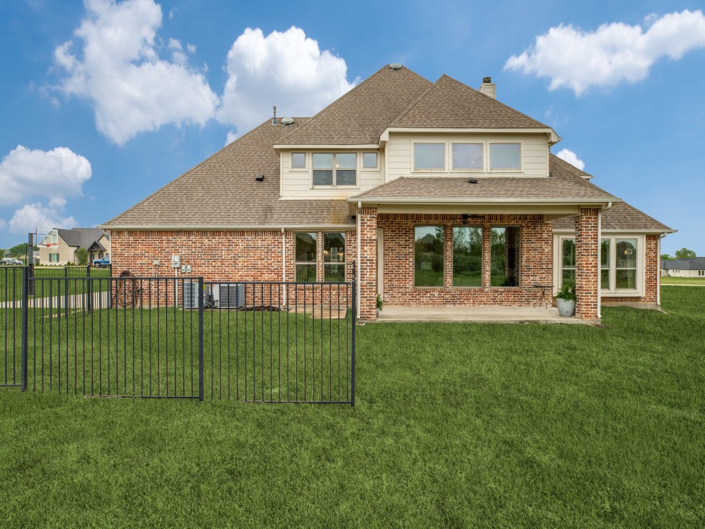 4241 Waterstone Estates Drive Mckinney TX 75071