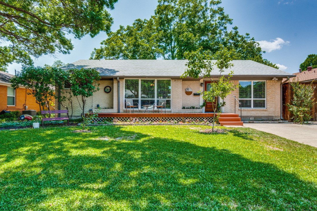 8909 Liptonshire Drive Dallas TX 75238