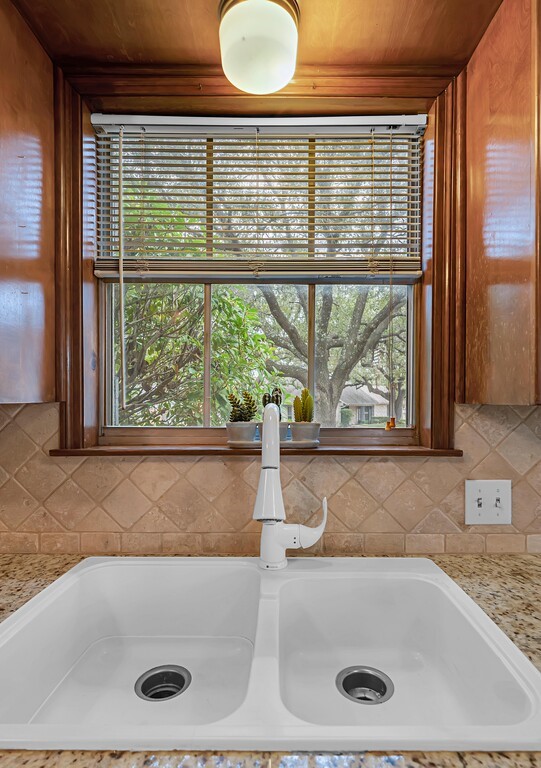 4613 Westchester Drive Waco TX 76710
