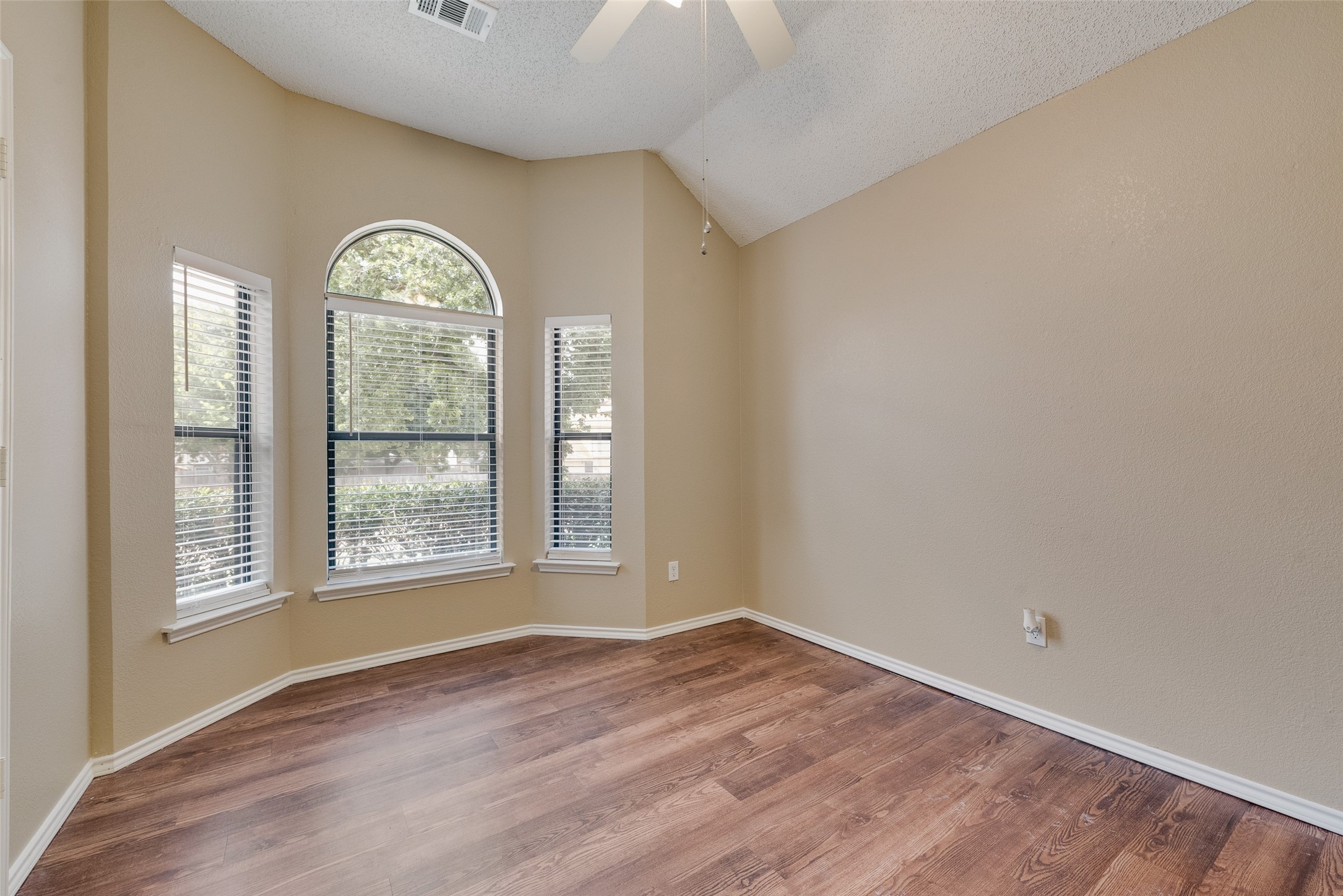 907 Sharp Drive Cedar Hill TX 75104