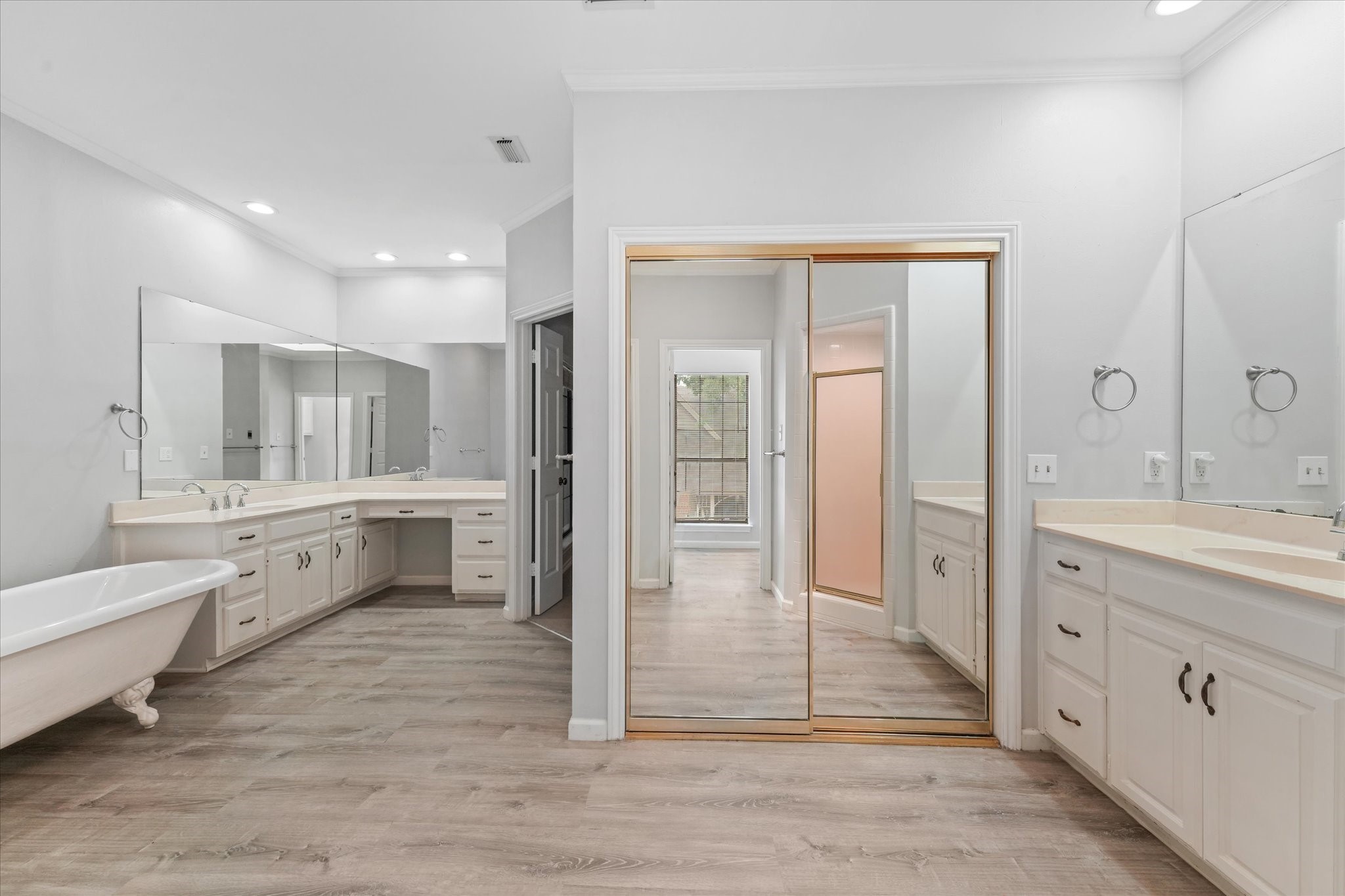 1929 Highland Park Circle Denton TX 76205
