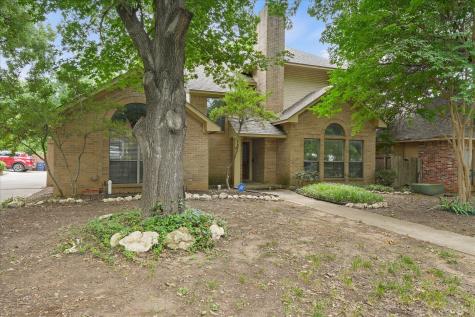 1929 Highland Park Circle Denton TX 76205